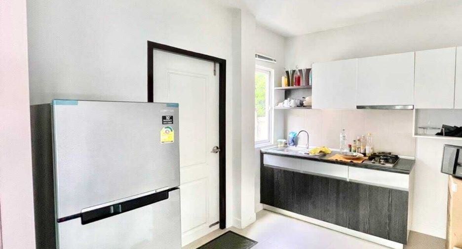 Haus zur Miete mit 3 Zimmer in Prawet, Bangkok