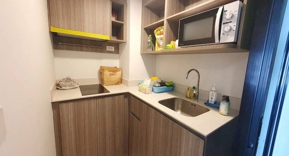 For sale 1 bed condo in Bang Na, Bangkok