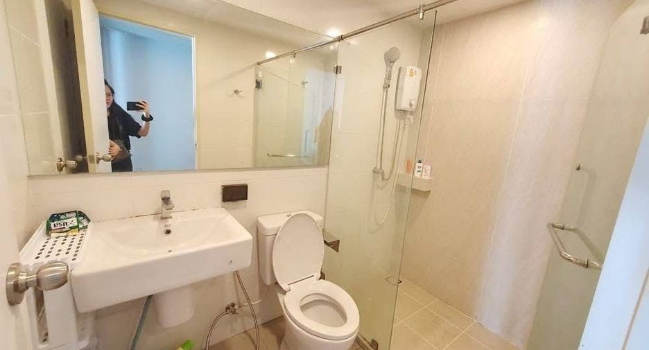 For sale 1 bed condo in Bang Na, Bangkok