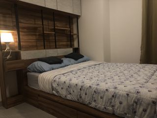 À vendre 2 chambres condo à Bang Kapi, Bangkok