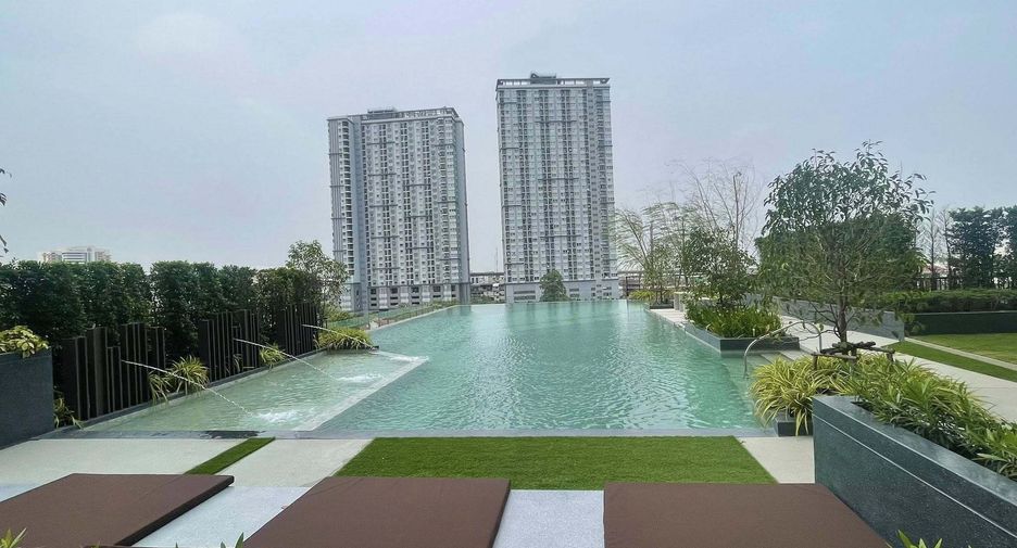 For rent 2 bedrooms condo in Chom Thong, Bangkok