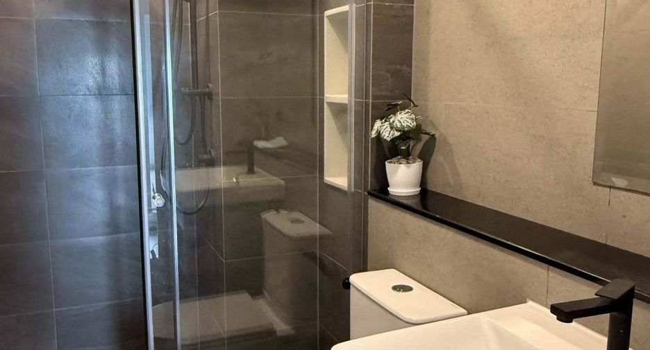For rent 2 bedrooms condo in Chom Thong, Bangkok