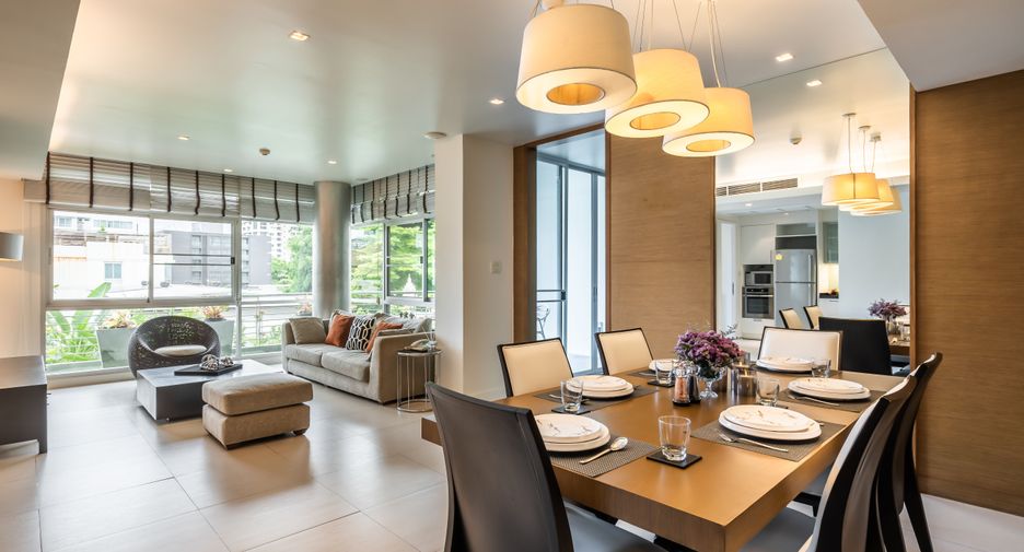 For rent 3 bedrooms condo in Watthana, Bangkok