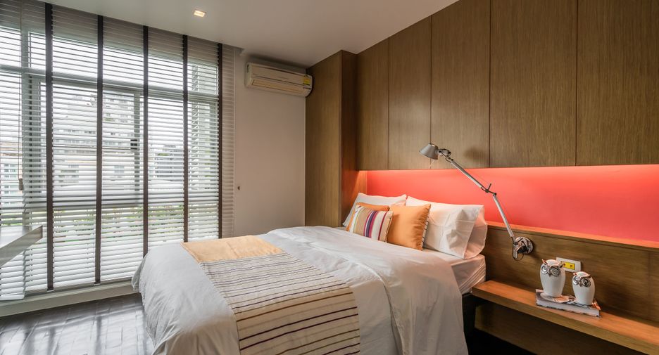 For rent 3 bedrooms condo in Watthana, Bangkok