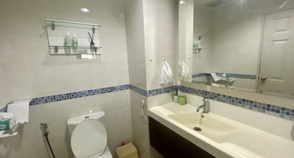 For sale and for rent 1 bed condo in Huai Khwang, Bangkok