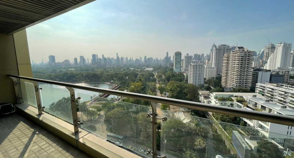 Wohnung zur Miete mit 2 Zimmer in Khlong Toei, Bangkok