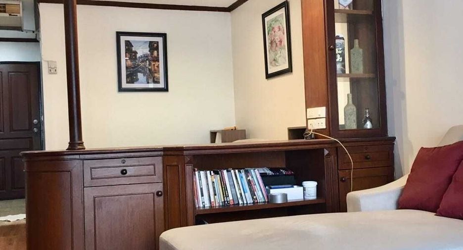For rent studio condo in Watthana, Bangkok