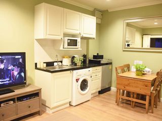 For rent 1 bed condo in Pathum Wan, Bangkok