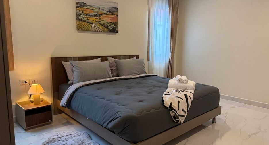 For rent 3 bedrooms villa in Mueang Phuket, Phuket