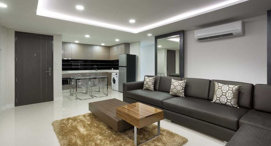 For rent 3 bedrooms condo in Khlong Toei, Bangkok