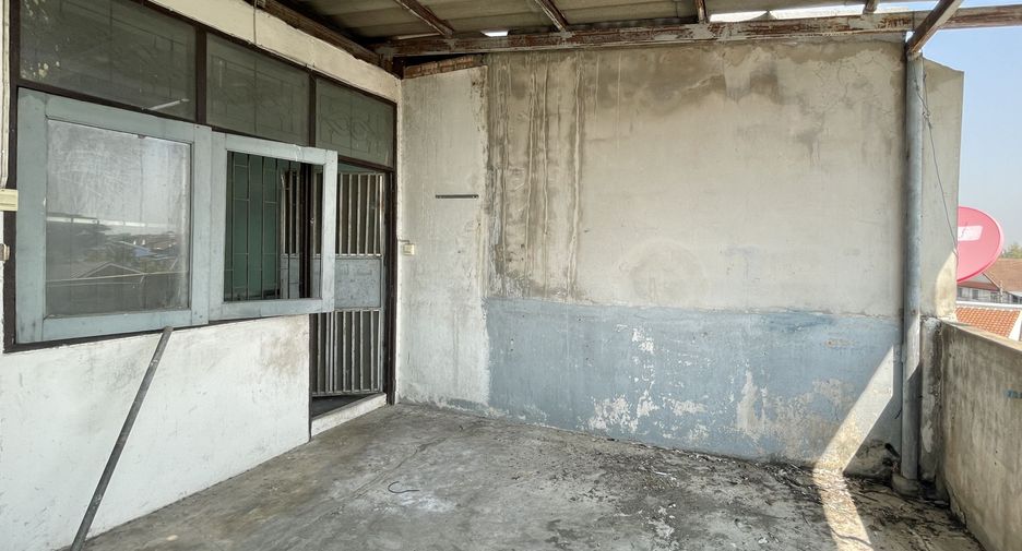 For rent 6 bedrooms office in Bueng Kum, Bangkok