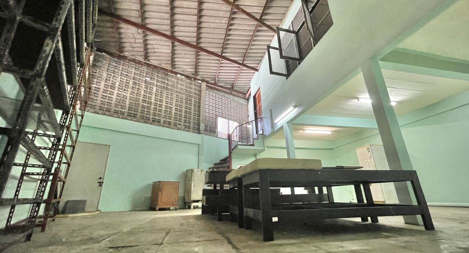For rent 6 bedrooms office in Bueng Kum, Bangkok