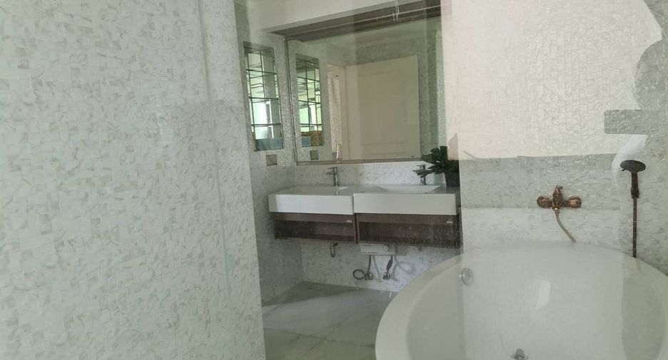 出租 3 卧室 公寓 在 Khlong Toei, 曼谷