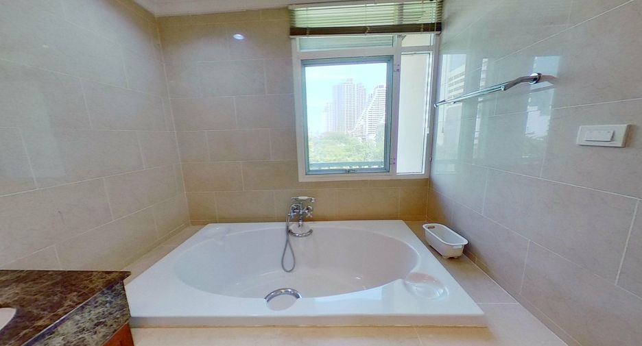 Wohnung zur Miete mit 2 Zimmer in Watthana, Bangkok