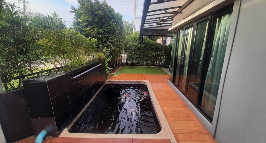 For sale 7 bedrooms house in Mueang Samut Prakan, Samut Prakan