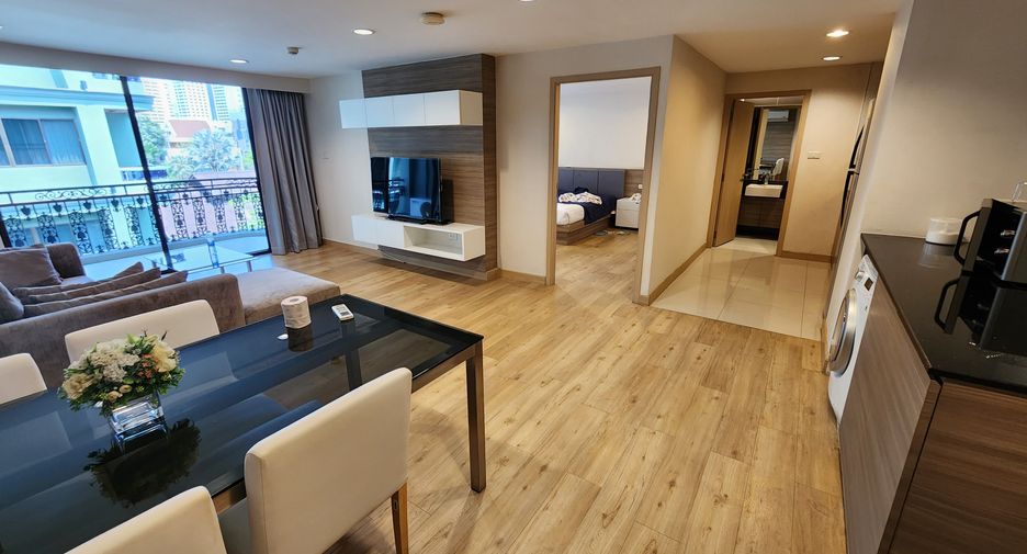 For rent 1 bed apartment in Pathum Wan, Bangkok