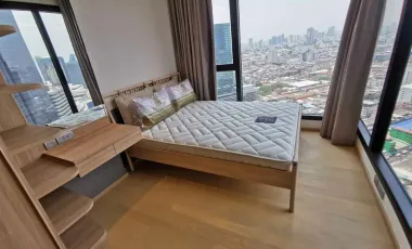 Condo en alquiler de 1 habitaciones en Huai Khwang, Bangkok