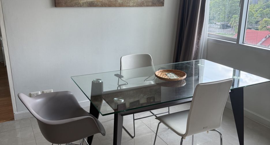 For rent 1 bed condo in Khlong Toei, Bangkok