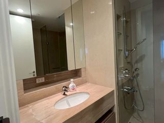 For rent 3 bedrooms condo in Pathum Wan, Bangkok