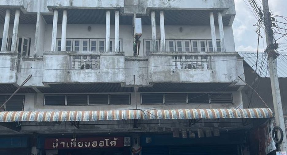 For sale 6 bedrooms retail Space in Don Mueang, Bangkok