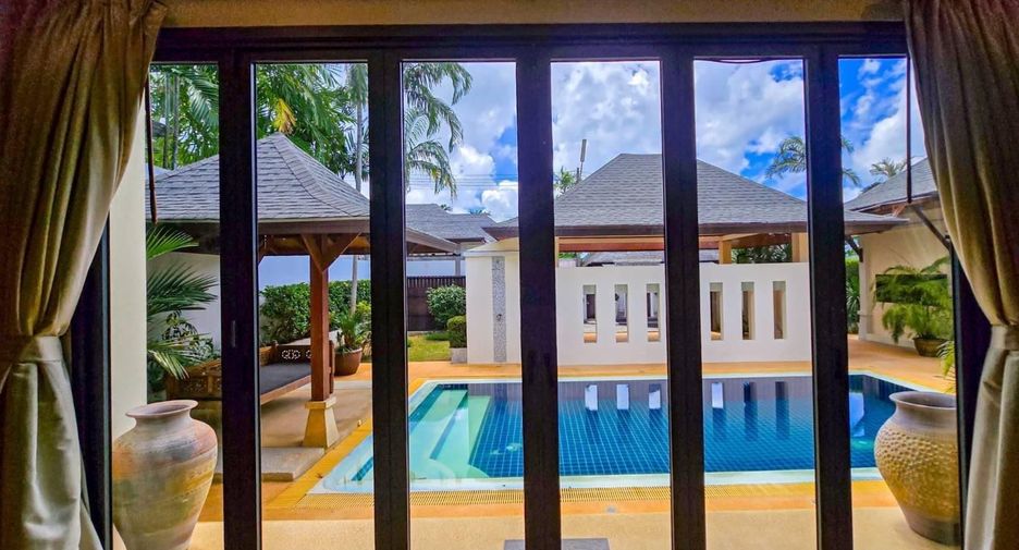 Villa en alquiler de 3 habitaciones en Mueang Phuket, Phuket