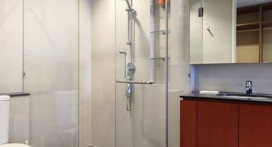 For rent 2 bedrooms condo in Sathon, Bangkok