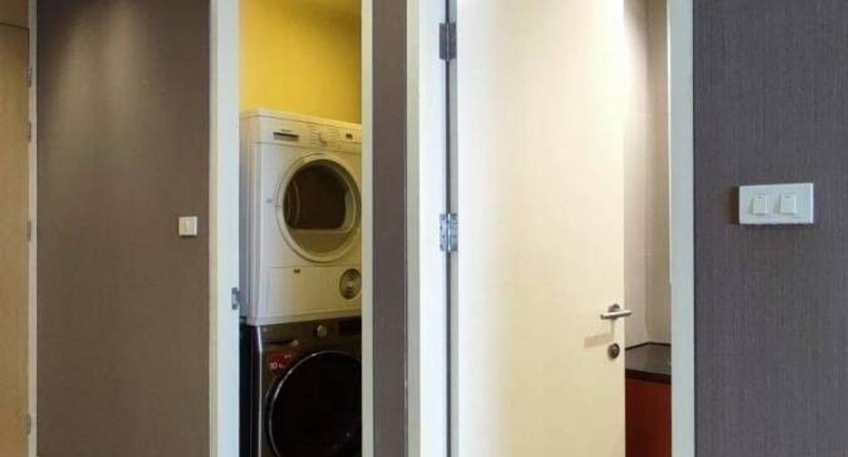 For rent 2 bedrooms condo in Sathon, Bangkok