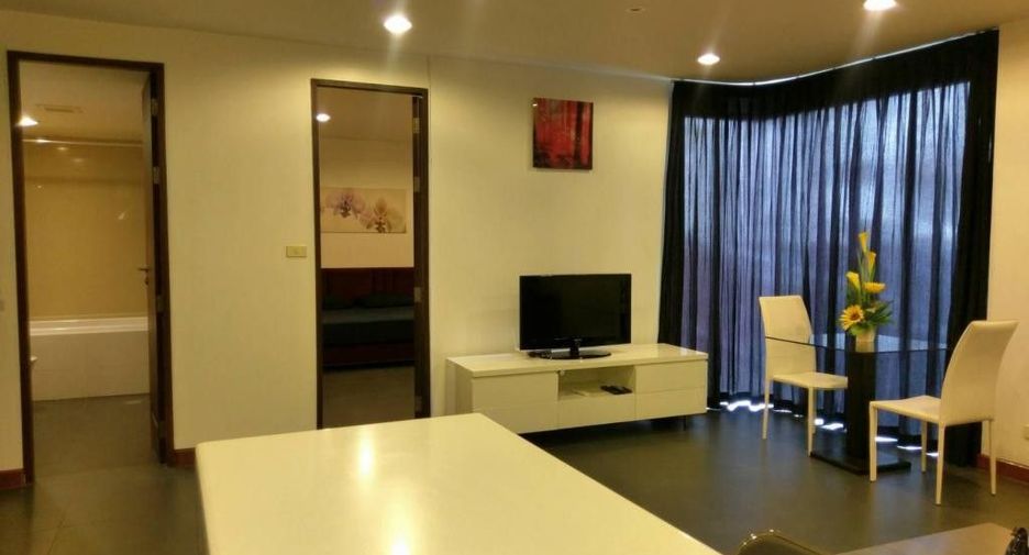 For rent 1 bed condo in Watthana, Bangkok
