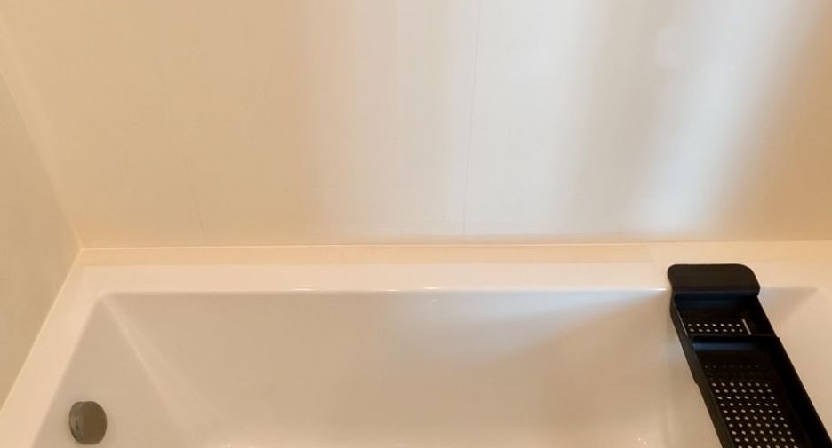 For sale and for rent 3 bedrooms condo in Watthana, Bangkok