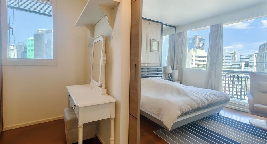 For sale and for rent 3 bedrooms condo in Watthana, Bangkok