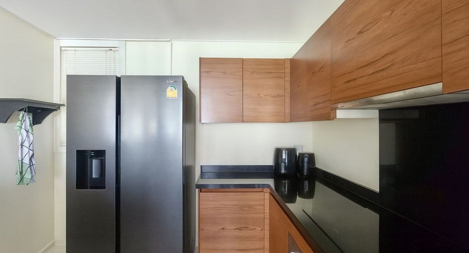 For sale and for rent 3 bedrooms condo in Watthana, Bangkok
