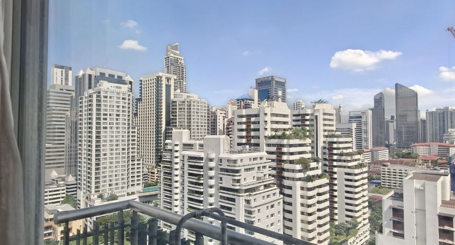For sale and for rent 3 bedrooms condo in Watthana, Bangkok