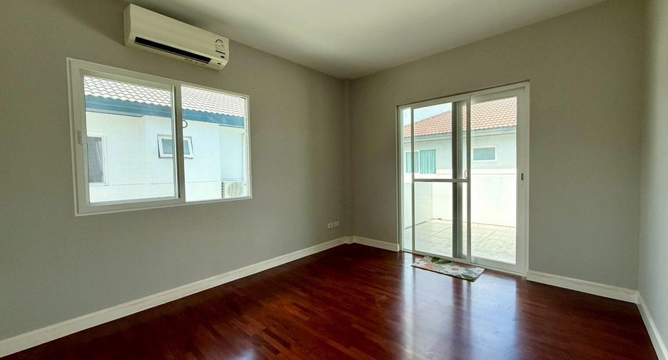 For sale 4 bedrooms house in Mueang Phuket, Phuket