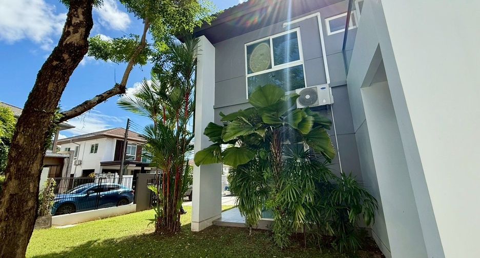 For sale 4 bedrooms house in Mueang Phuket, Phuket