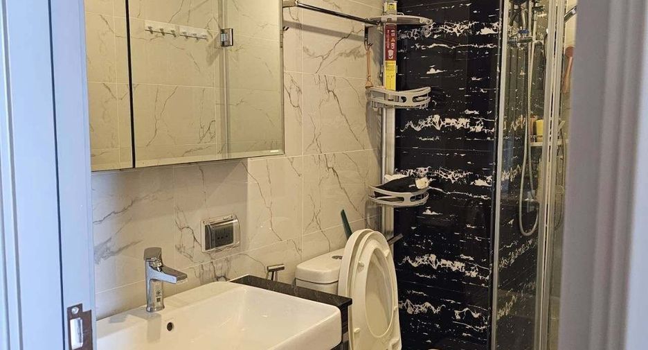 For rent 1 bed condo in Yan Nawa, Bangkok