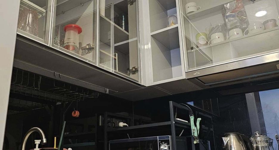 For rent 1 bed condo in Yan Nawa, Bangkok