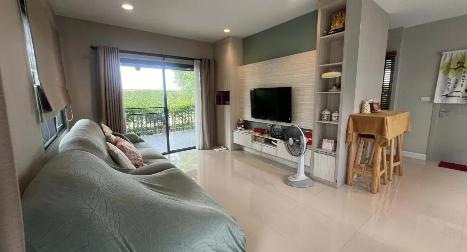 For rent and for sale 4 bedrooms house in Sai Mai, Bangkok