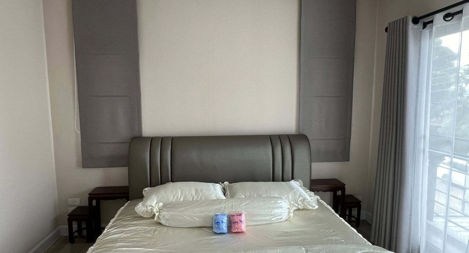 For rent and for sale 4 bedrooms house in Sai Mai, Bangkok