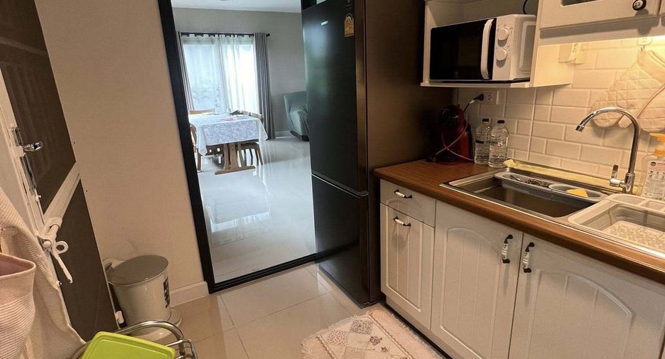 For rent and for sale 4 bedrooms house in Sai Mai, Bangkok
