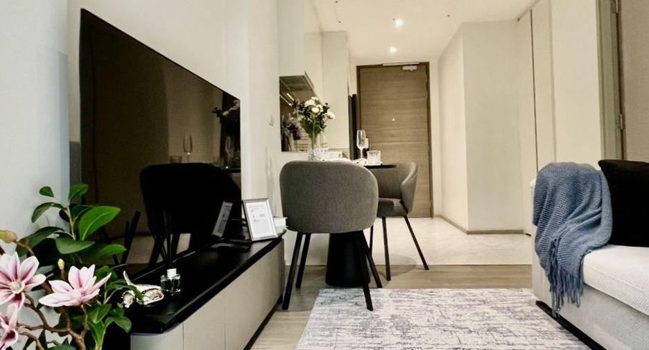 For rent 1 bed condo in Khlong Toei, Bangkok