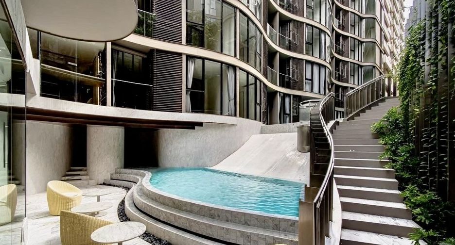 For rent 1 bed condo in Khlong Toei, Bangkok