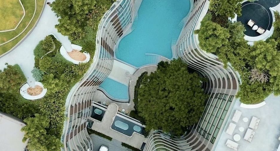 For rent 1 bed condo in Khlong Toei, Bangkok