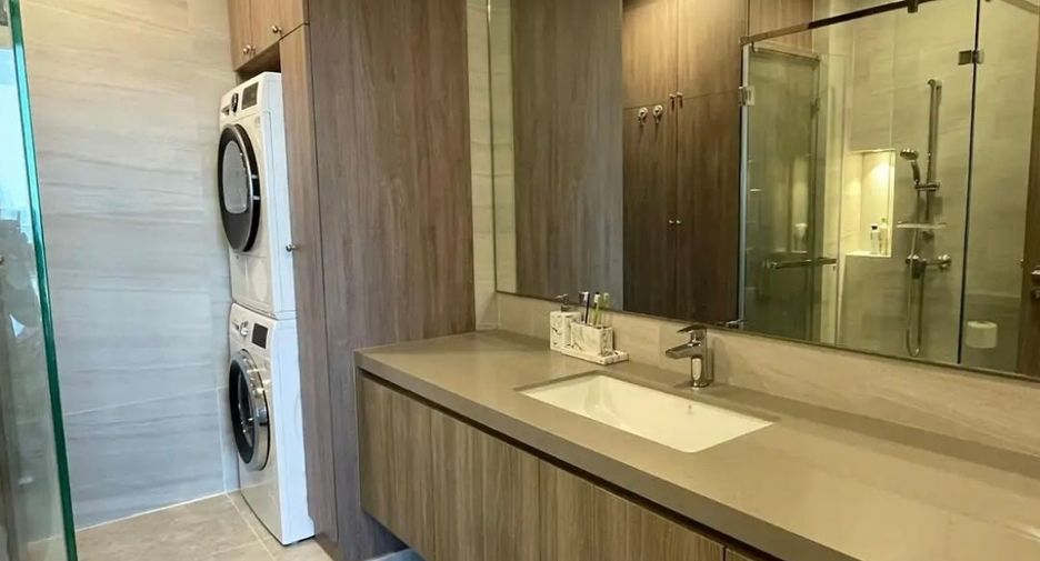 For rent 2 ベッドルーム condo in Bang Phli, Samut Prakan
