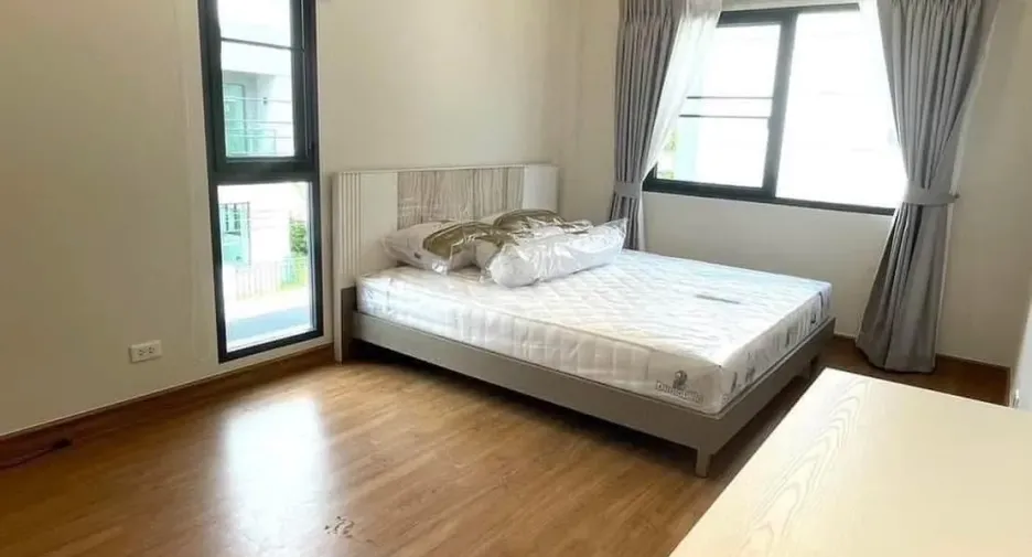 For rent 3 bedrooms house in Bang Phli, Samut Prakan