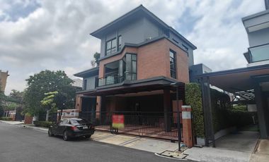 For sale and for rent 5 bedrooms house in Saphan Sung, Bangkok