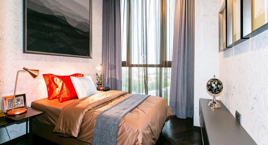 For rent 2 bedrooms condo in Phaya Thai, Bangkok