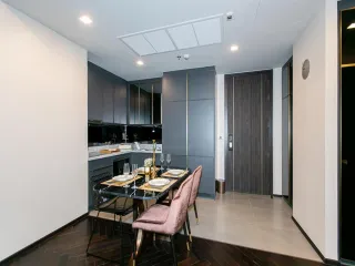 For rent 2 bedrooms condo in Phaya Thai, Bangkok