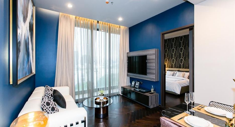 For rent 2 bedrooms condo in Phaya Thai, Bangkok