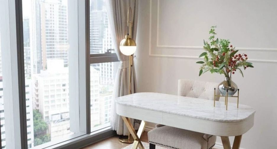 For rent 2 bedrooms condo in Khlong Toei, Bangkok
