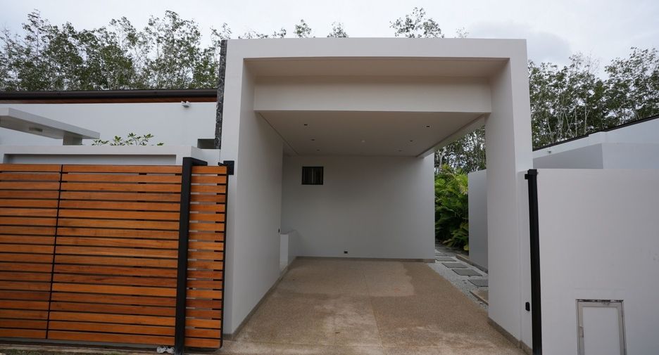 For rent 3 bedrooms villa in Thalang, Phuket